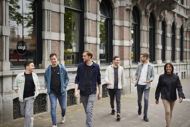 r731m0j0qozrqozhhl5d0iiqwa1h (1) Indicia neemt Oogt over